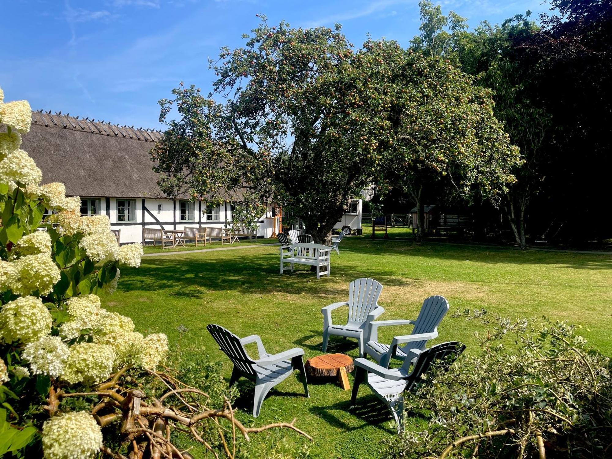 Kirsebaerkroen - The Inn Between Præstø Esterno foto