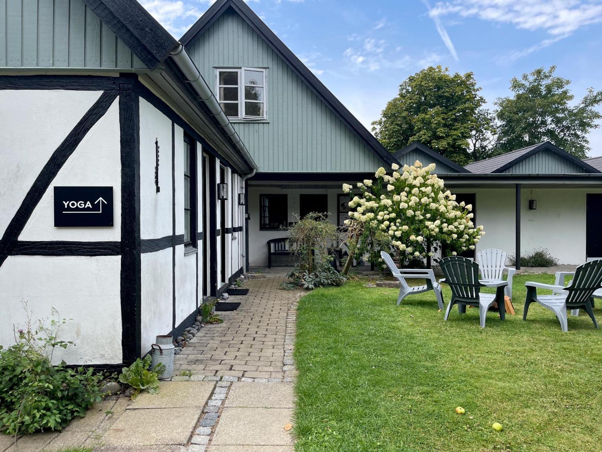Kirsebaerkroen - The Inn Between Præstø Esterno foto